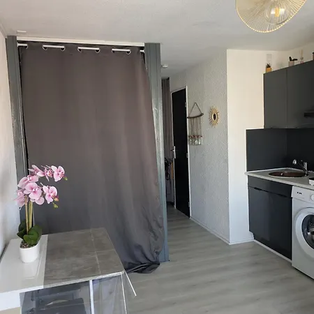 Apartamento Terrasse Avec Piscine A 10 Min De La Le Grau-du-Roi